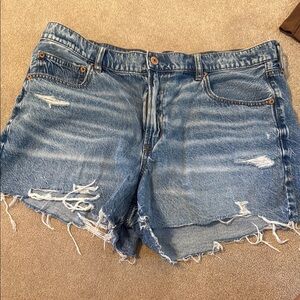 American eagle 90s boyfriend Jean short